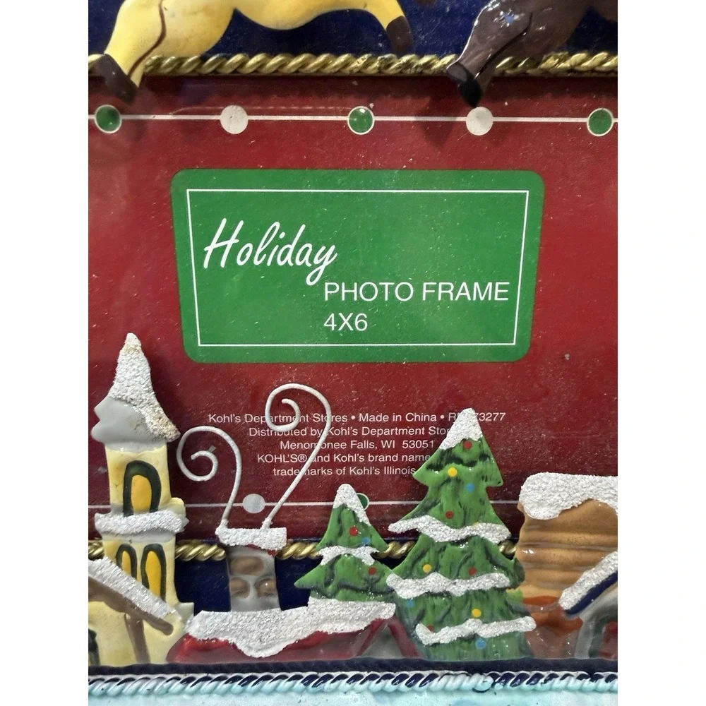 Metal Santa Sleigh Reindeer Christmas Holiday Photo Frame 4x6 3D Winter Scene